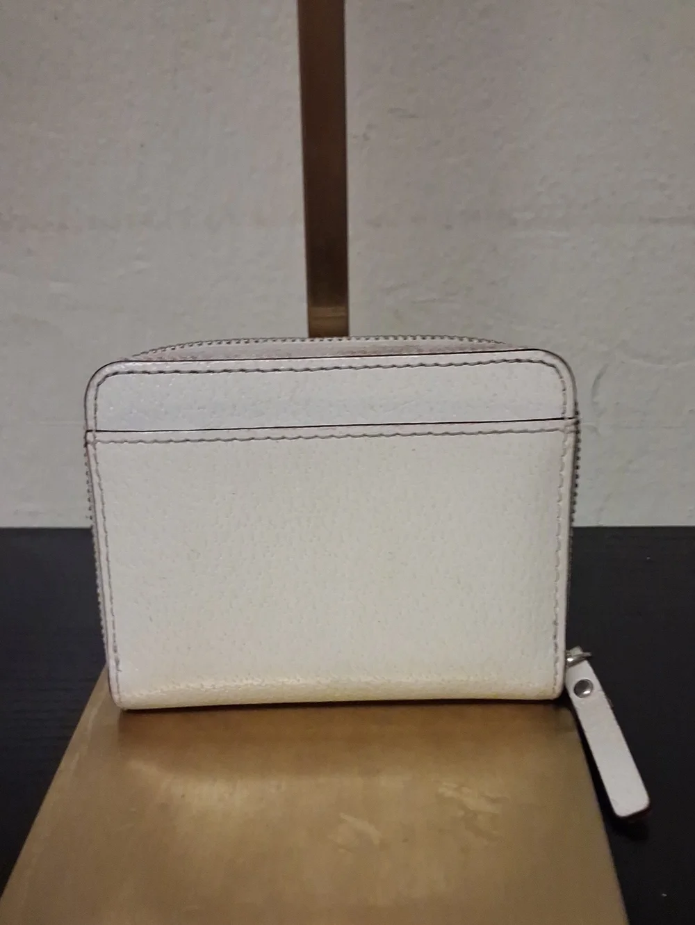 kate spade VINTAGE Cream/Gold Zip-Around Compact Wallet